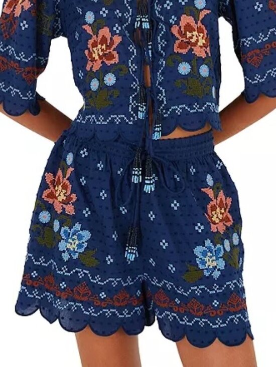 FARM Rio Pants - Farm Rio Stitched Garden Shorts
